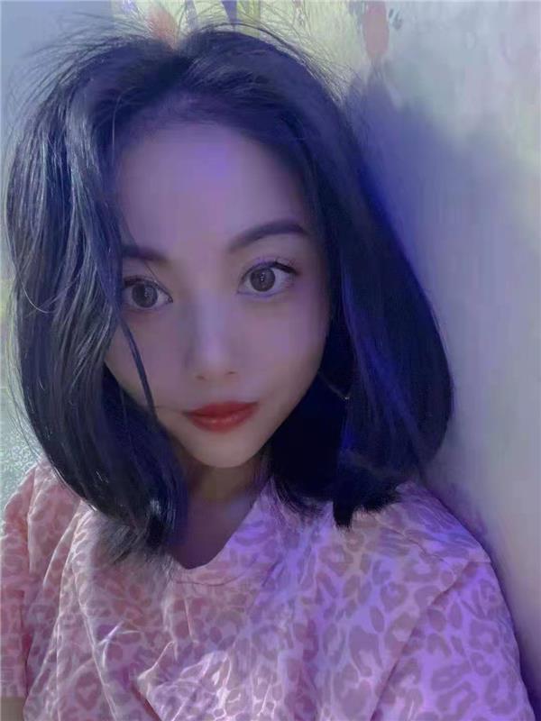 曼哈顿小姐姐
