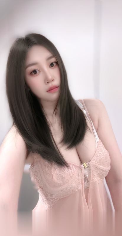 大长腿美少女