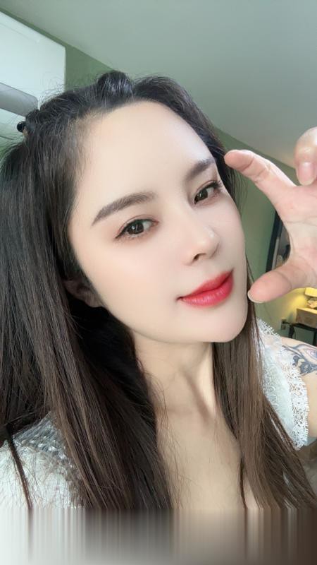 性感少妇诺兰