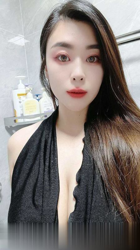 白云大奶安妮